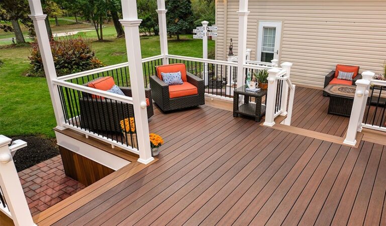 Gainesville, GA Deck Builders: Professional and Experienced